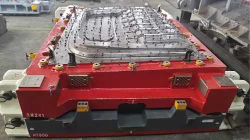 Forma zadního panelu pro KQ5152 byla úspěšně dodána